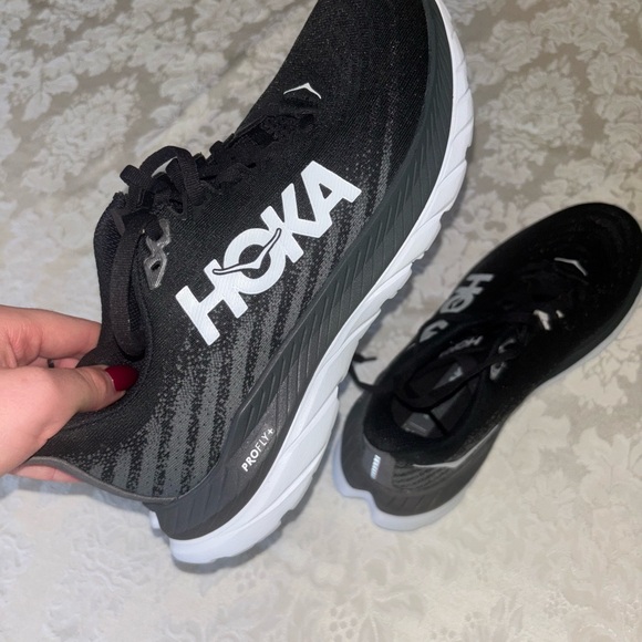 Men’s Hoka Sneakers
